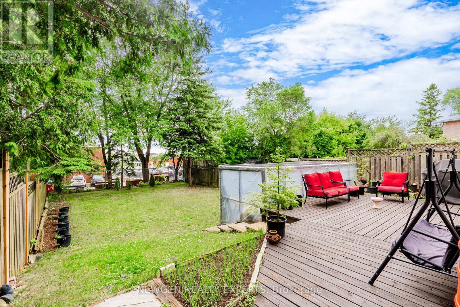 Photo 14 of 80 Sherwood Forest Drive, Markham ON