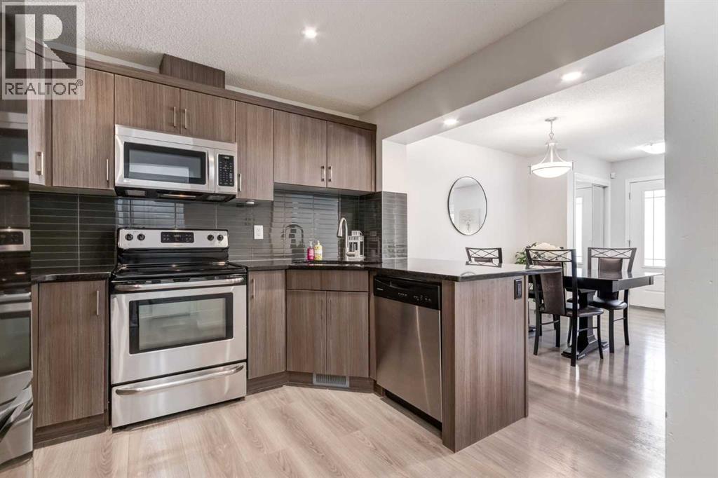 Photo 8 of 14 Windford Crescent Sw, Airdrie AB