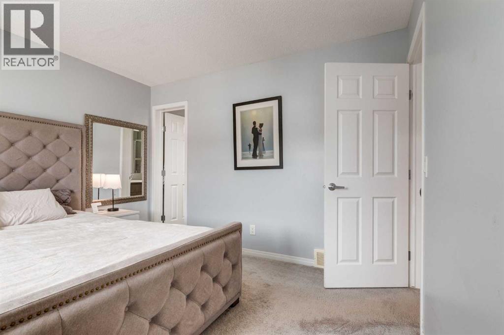 Photo 11 of 14 Windford Crescent Sw, Airdrie AB