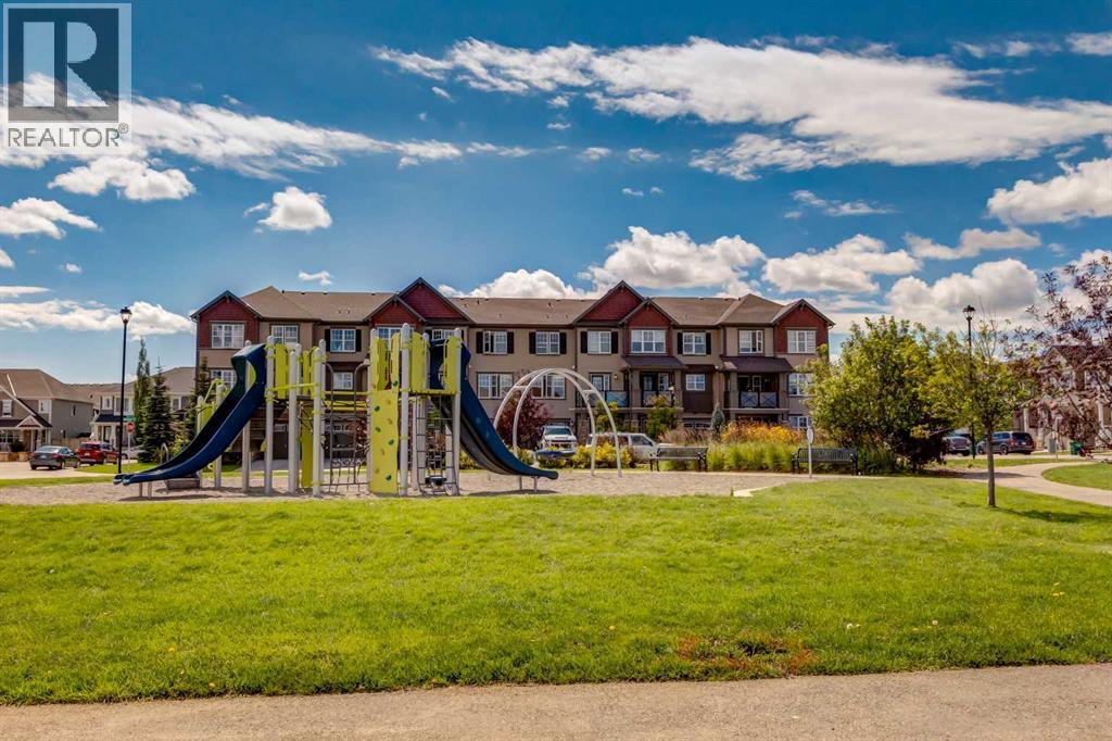 Photo 26 of 14 Windford Crescent Sw, Airdrie AB