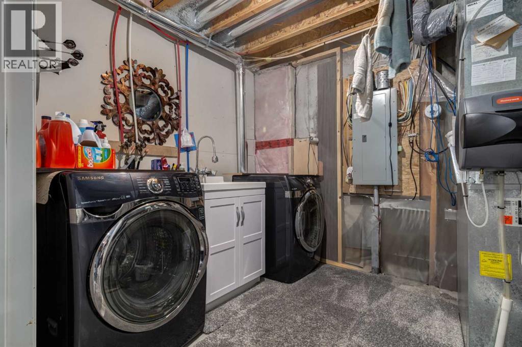 Photo 22 of 14 Windford Crescent Sw, Airdrie AB
