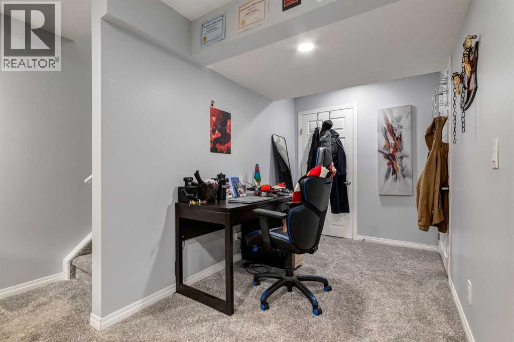 Photo 21 of 14 Windford Crescent Sw, Airdrie AB