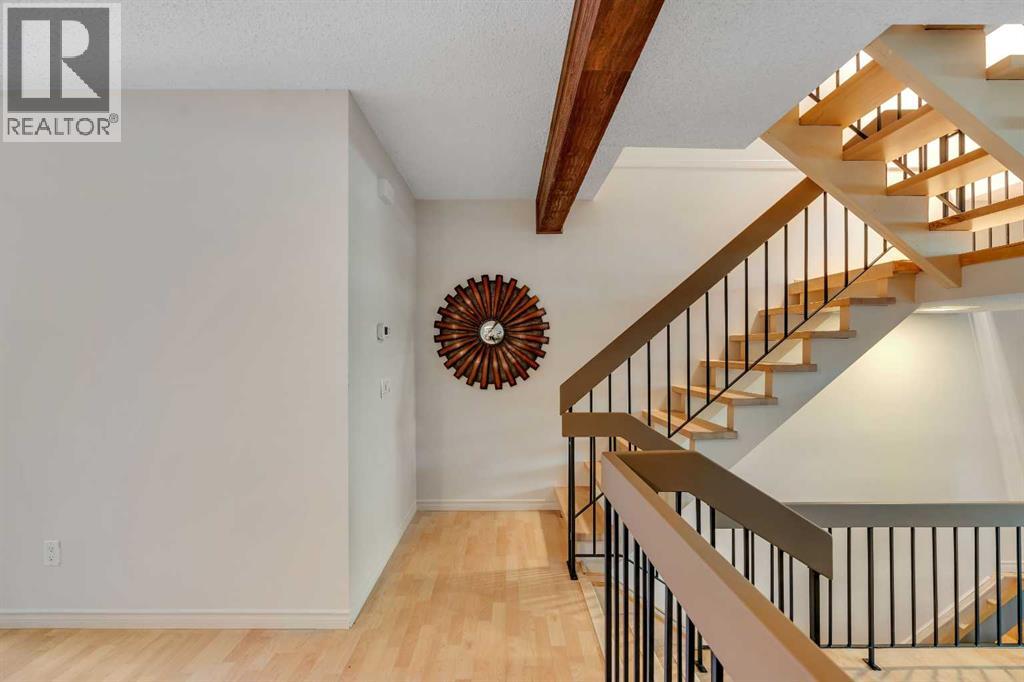 Single Family House for Sale in    Avenue SW Lakeview Calgary 