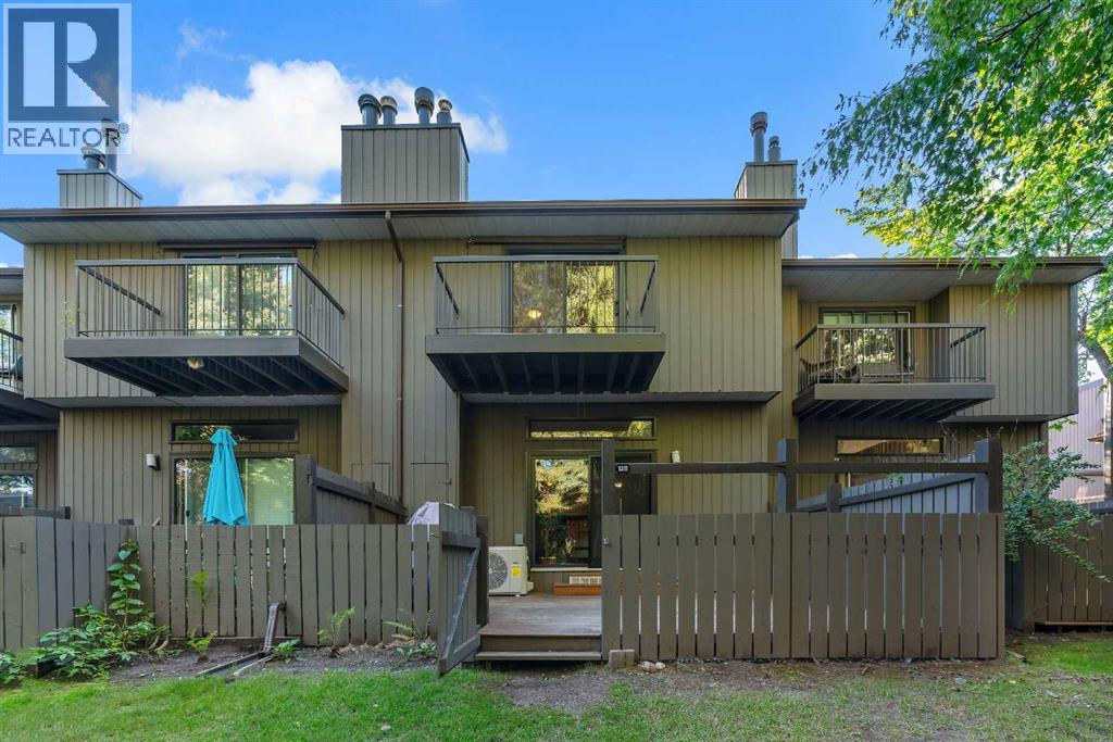 Single Family House for Sale in    Avenue SW Lakeview Calgary 