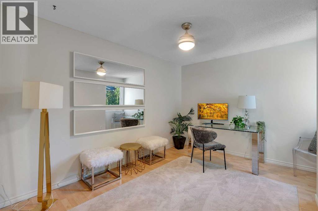 Single Family House for Sale in    Avenue SW Lakeview Calgary 