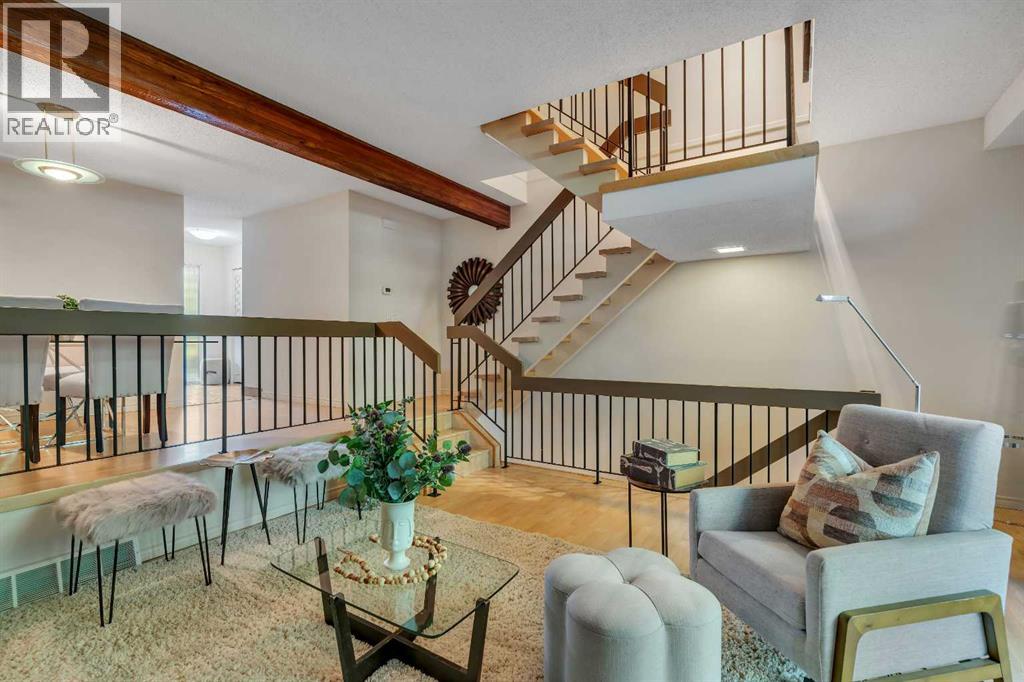 Single Family House for Sale in    Avenue SW Lakeview Calgary 