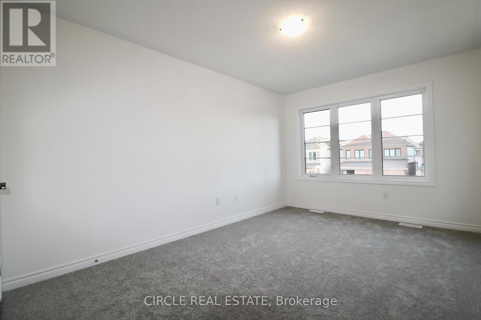 Photo 2 of 45 Gemini Drive, Barrie ON