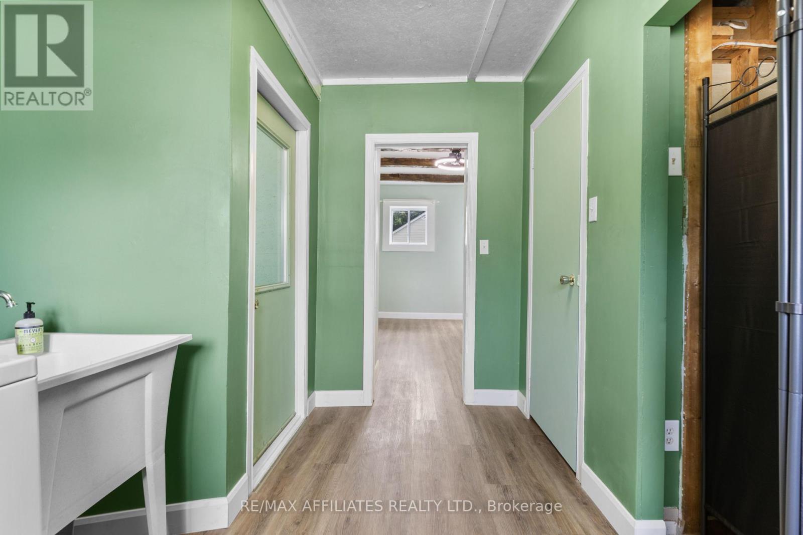 Photo 47 of 79 Henry Street, Merrickvillewolford ON