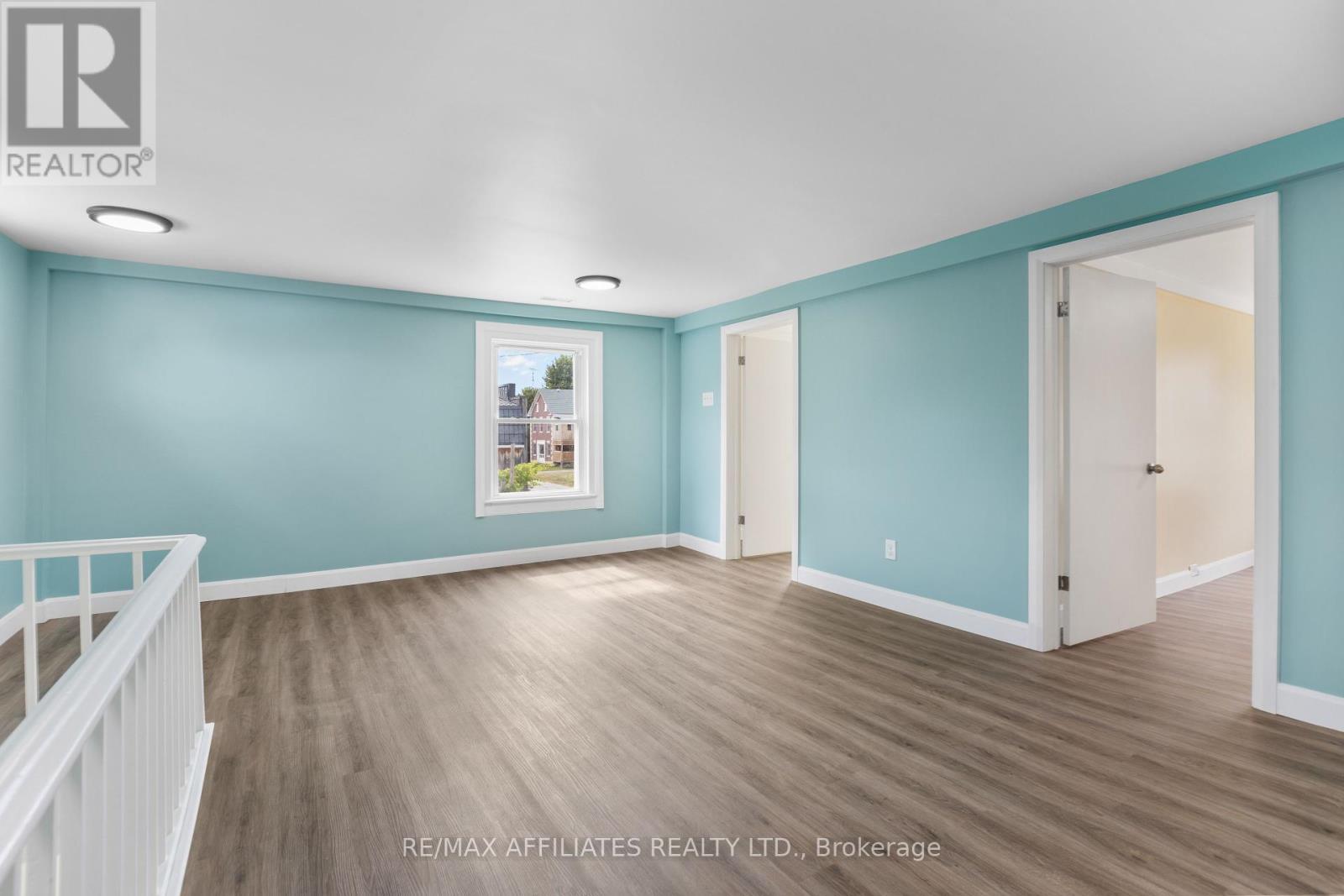 Photo 37 of 79 Henry Street, Merrickvillewolford ON