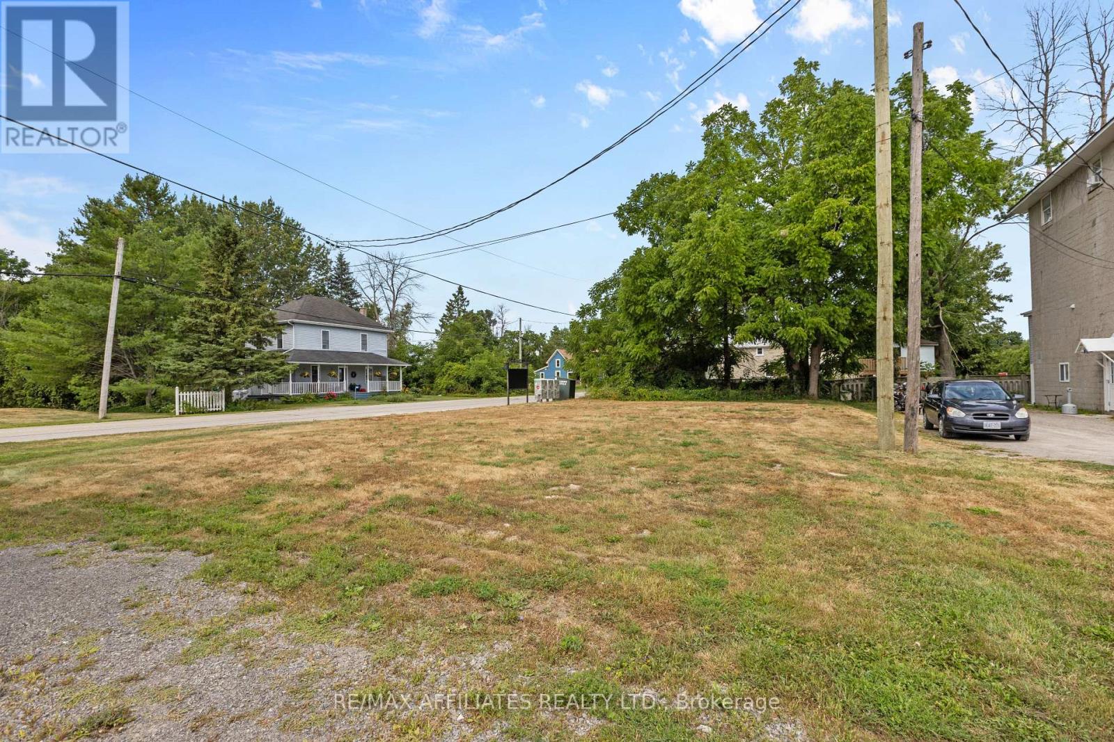 Photo 43 of 79 Henry Street, Merrickvillewolford ON