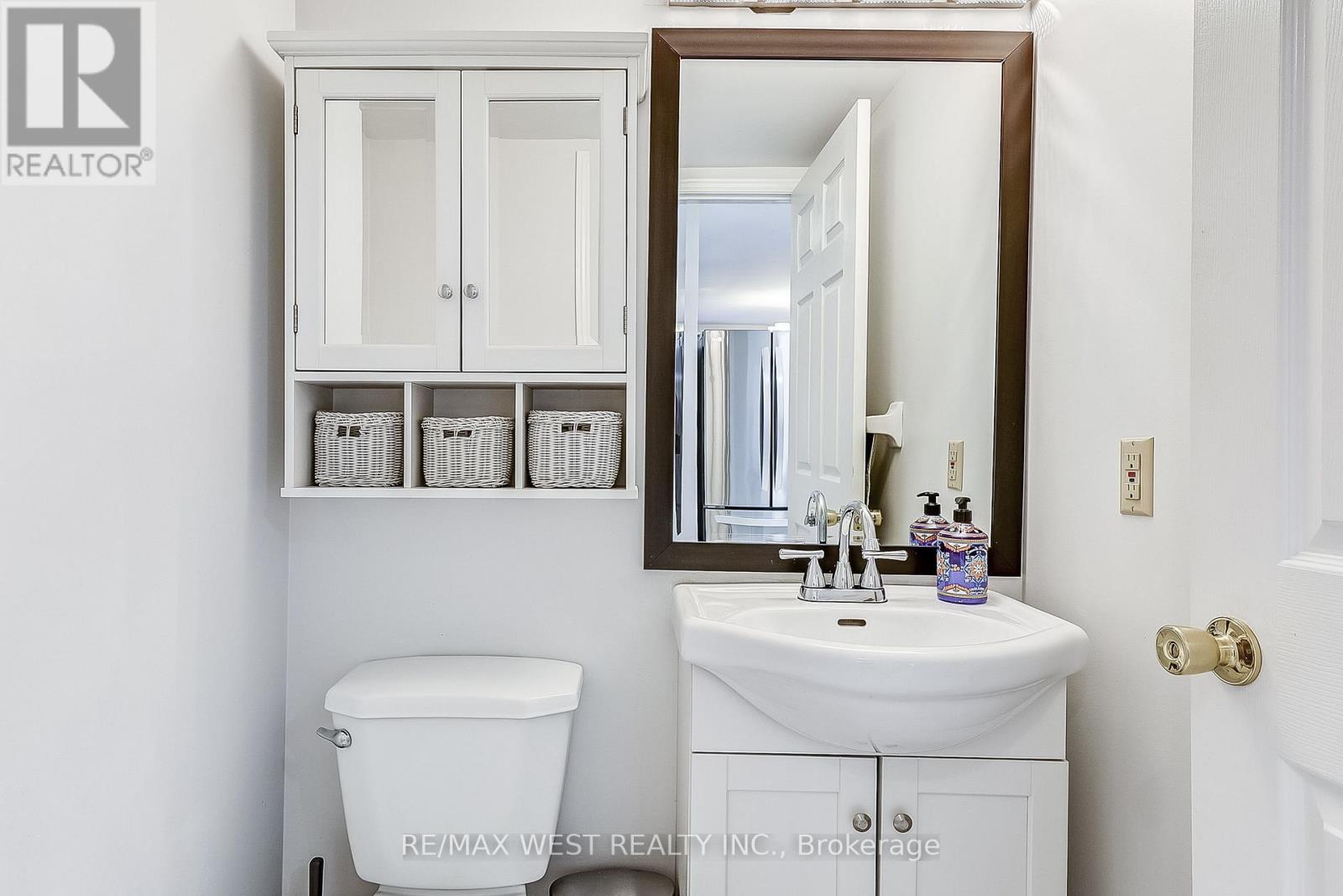 Photo 17 of 722 75 Weldrick Road E, Richmond Hill ON