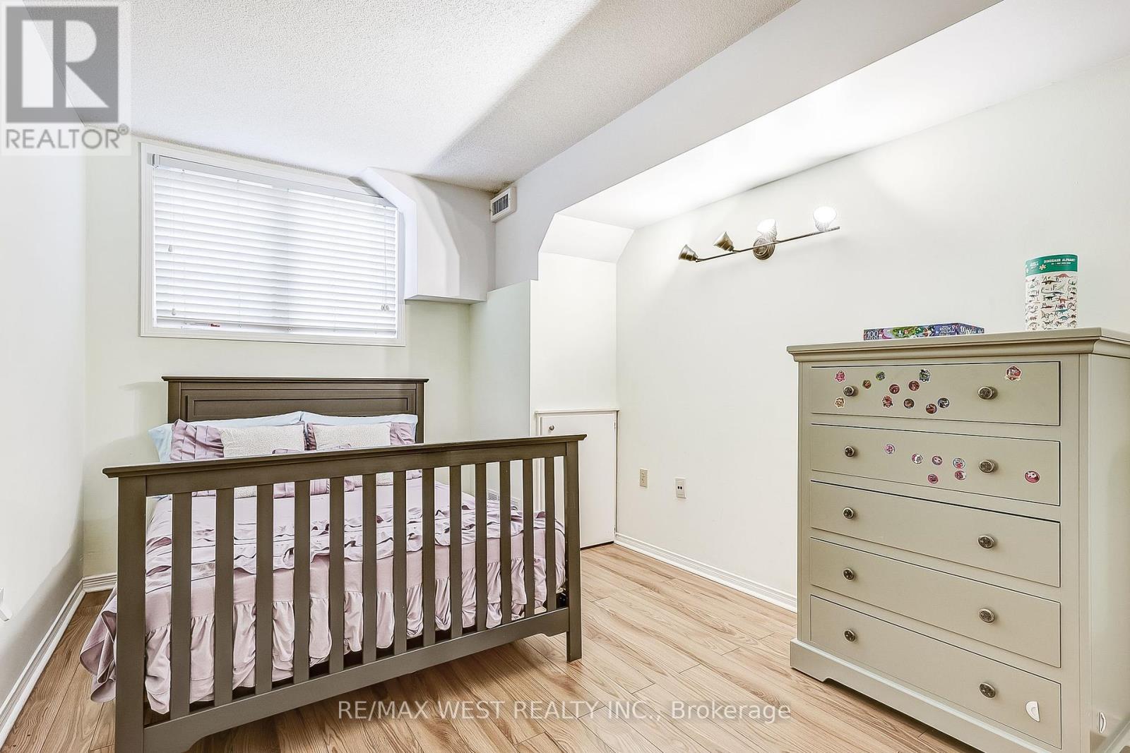Photo 18 of 722 75 Weldrick Road E, Richmond Hill ON