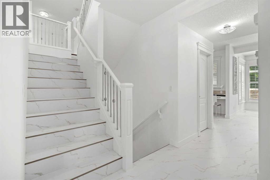 Single Family House for Sale in  Spring Willow Way SW Springbank Hill Calgary 