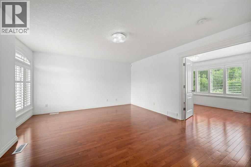 Single Family House for Sale in  Spring Willow Way SW Springbank Hill Calgary 