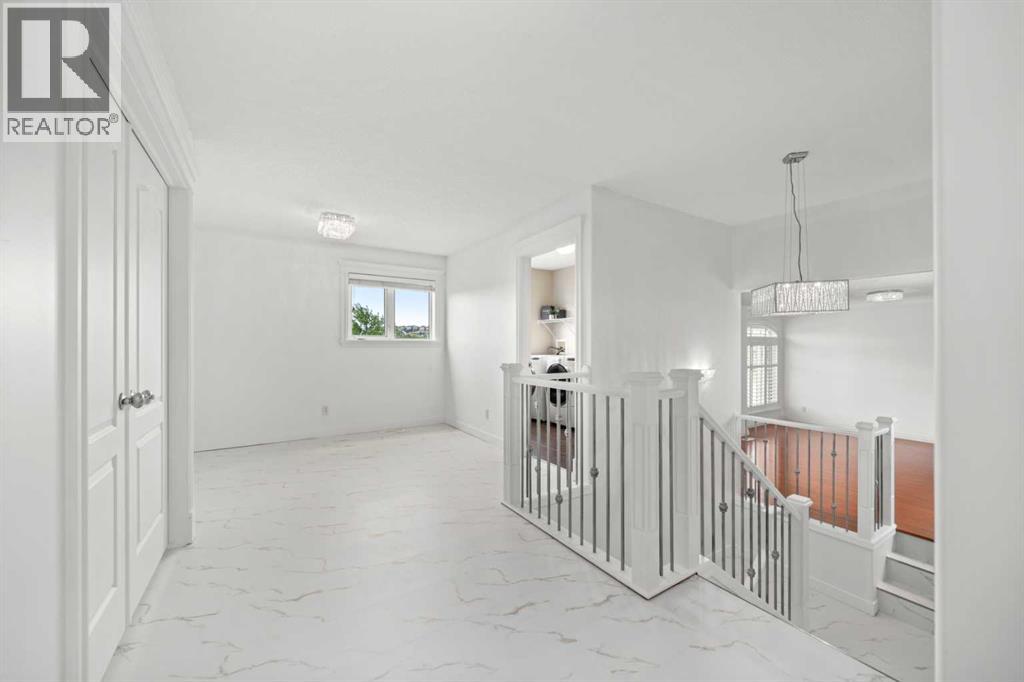 Single Family House for Sale in  Spring Willow Way SW Springbank Hill Calgary 