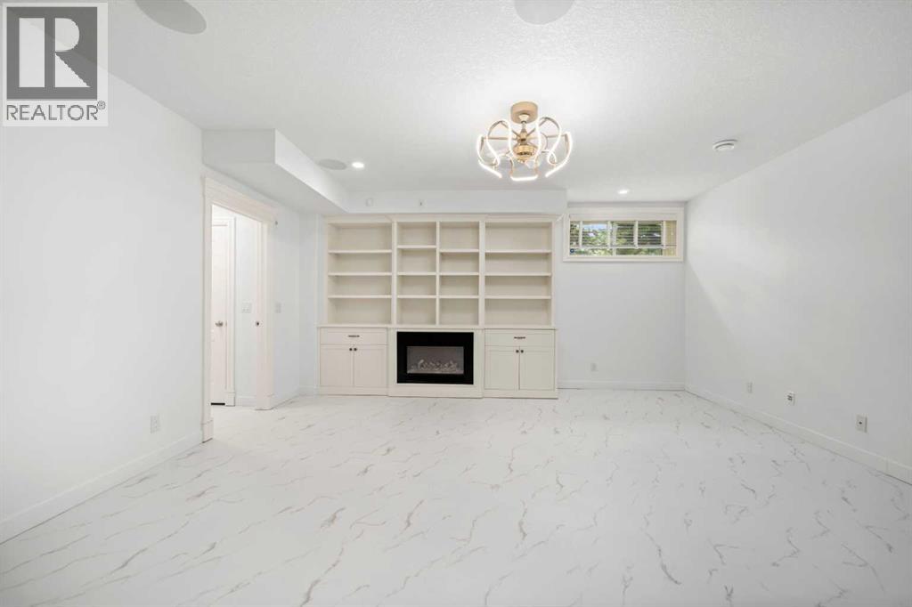 Single Family House for Sale in  Spring Willow Way SW Springbank Hill Calgary 