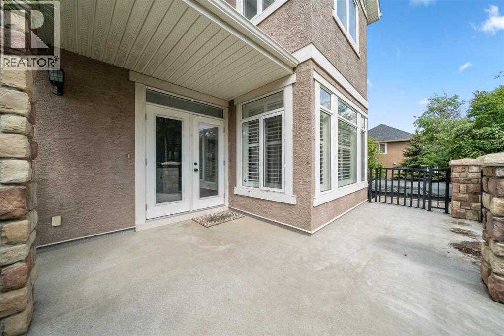 Single Family House for Sale in  Spring Willow Way SW Springbank Hill Calgary 