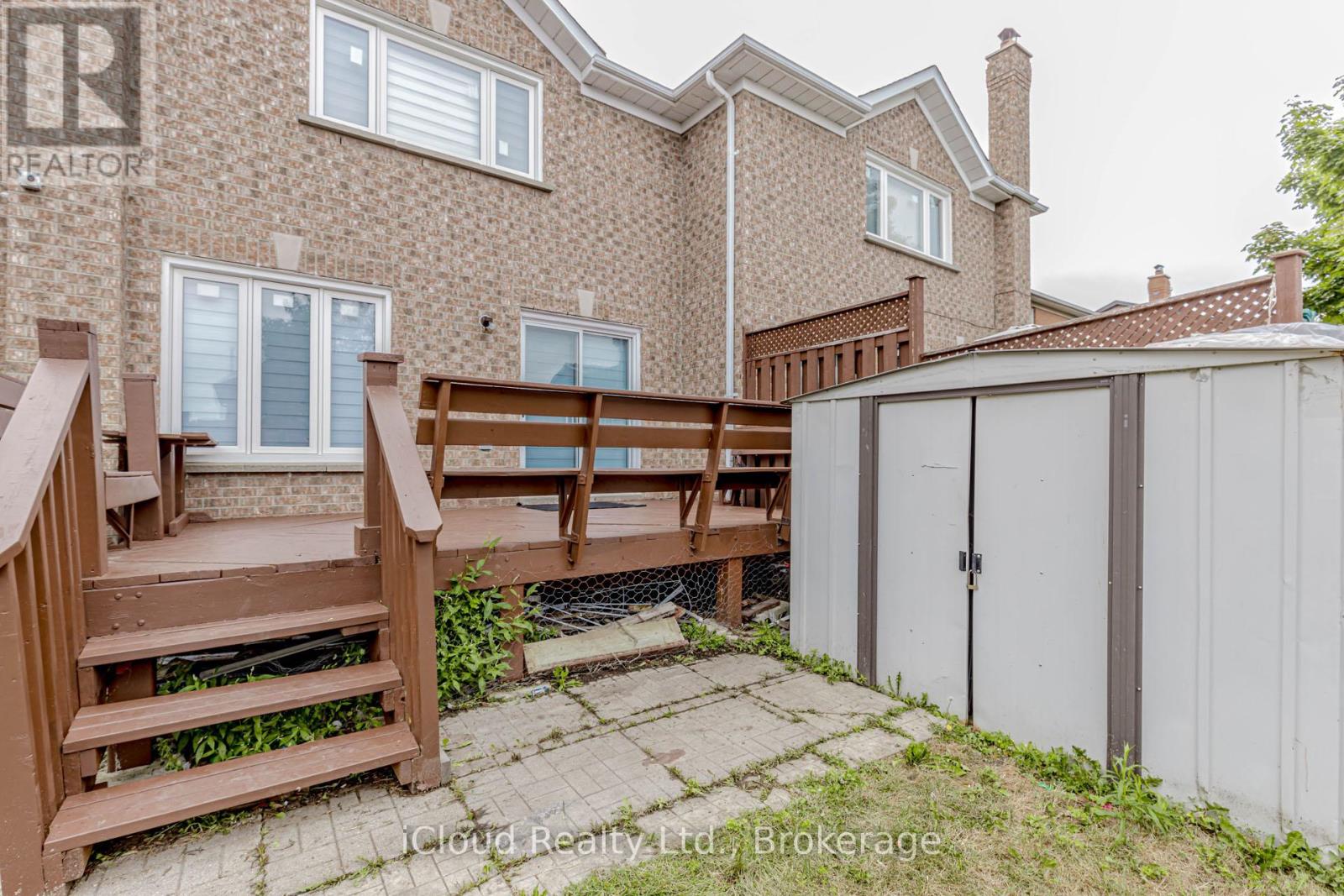 Photo 42 of 97 Bighorn Crescent, Brampton ON