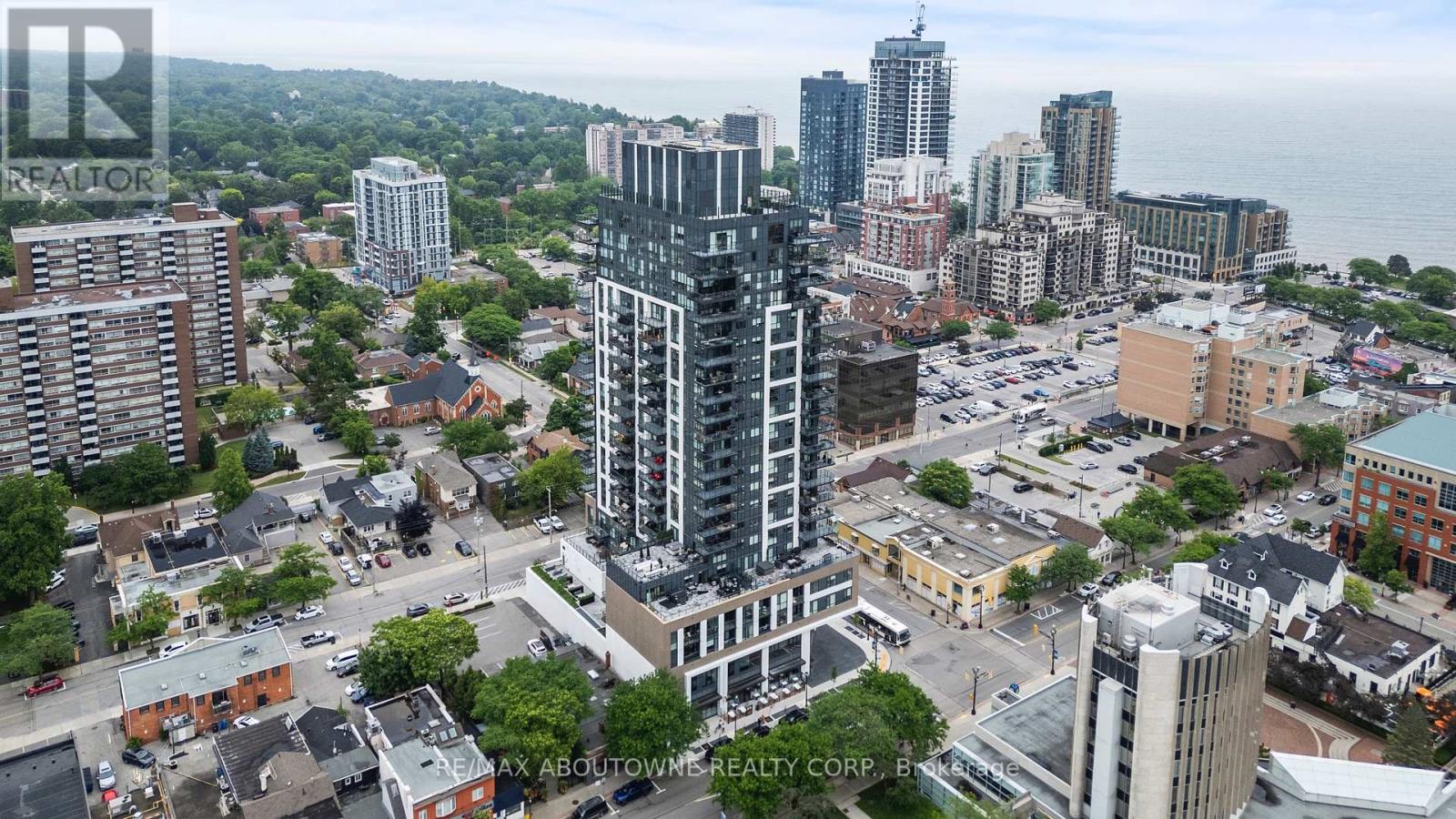 Photo 22 of 307 2007 James Street, Burlington ON