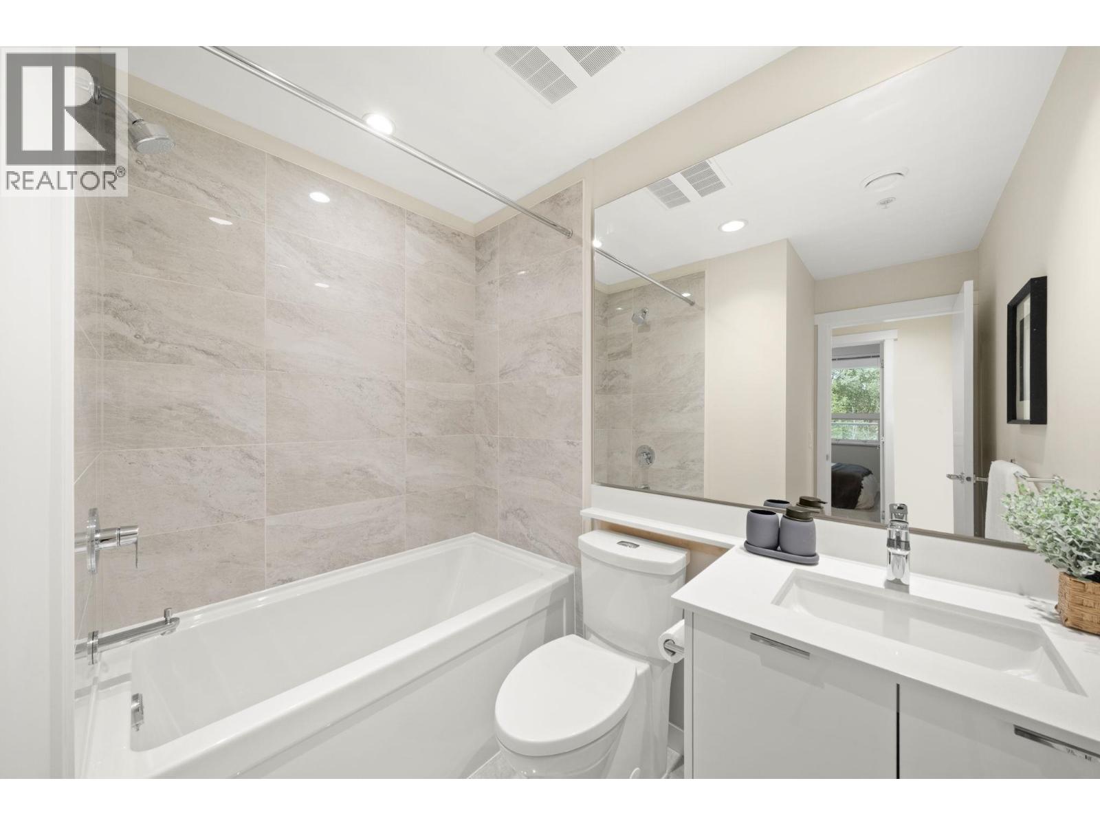 Photo 17 of 206 9213 Odlin Road, Richmond BC