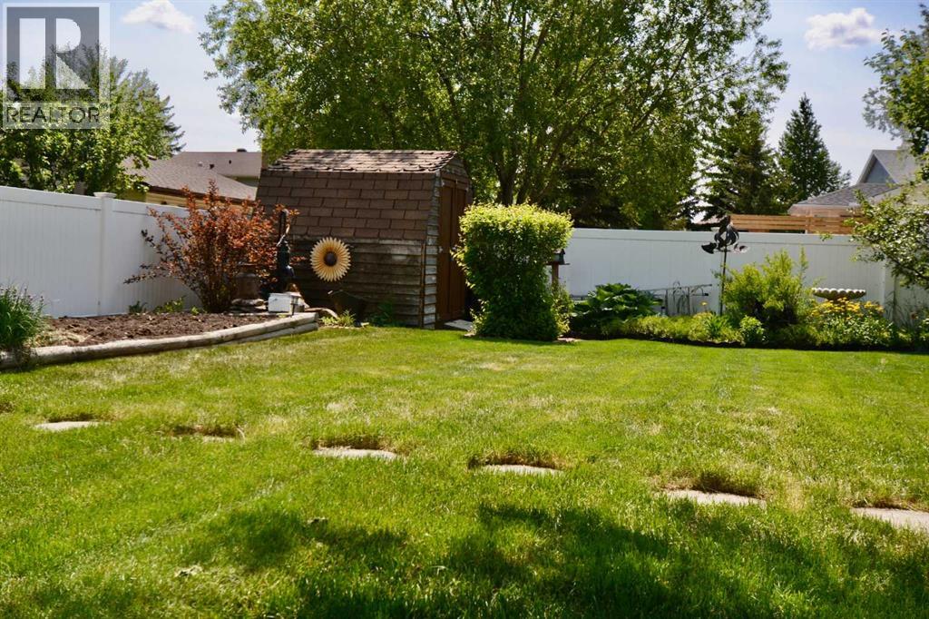 Photo 15 of 36 Chinook Crescent, Beiseker AB