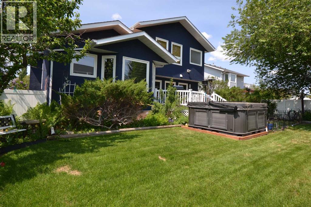 Photo 27 of 36 Chinook Crescent, Beiseker AB