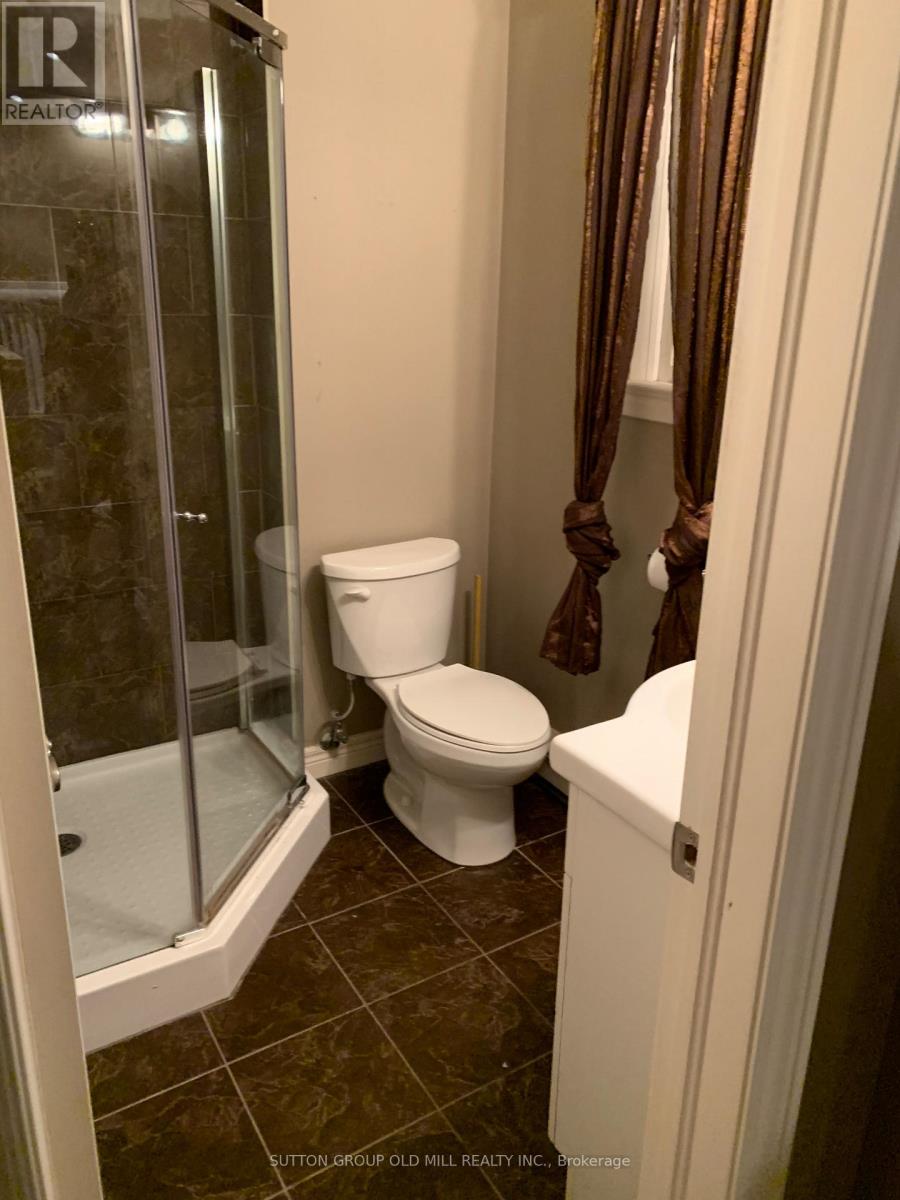 Photo 10 of 2 293 Queenston Road, Hamilton ON