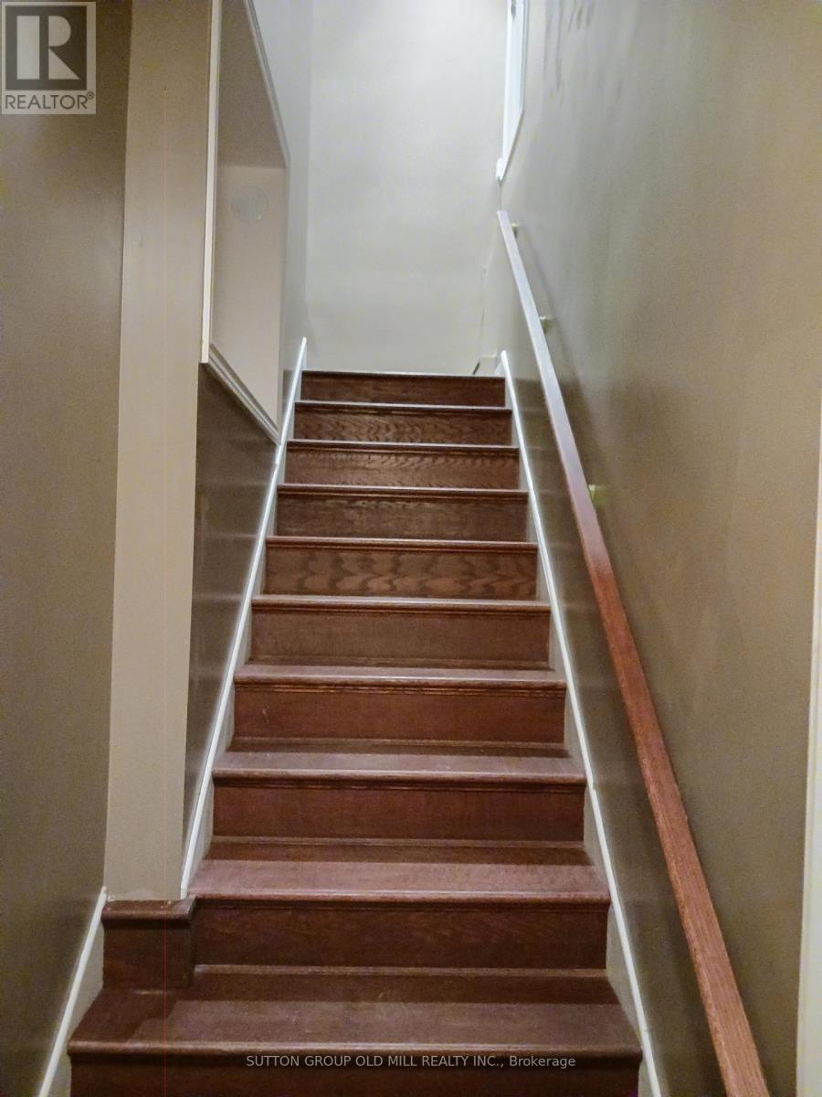 Photo 4 of 2 293 Queenston Road, Hamilton ON