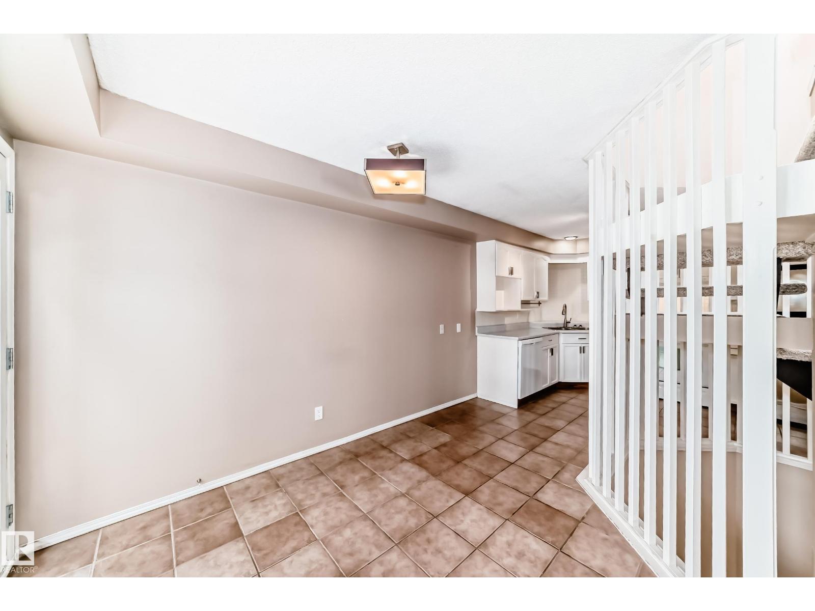 Photo 16 of 4506 20 Av Nw, Edmonton AB