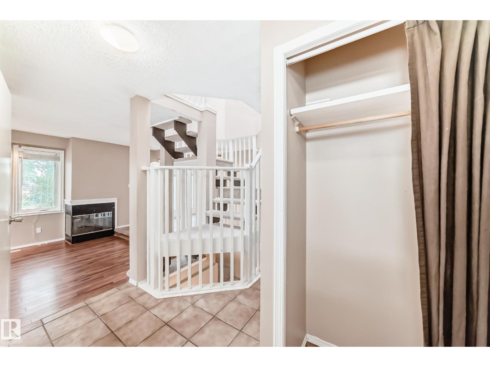 Photo 22 of 4506 20 Av Nw, Edmonton AB