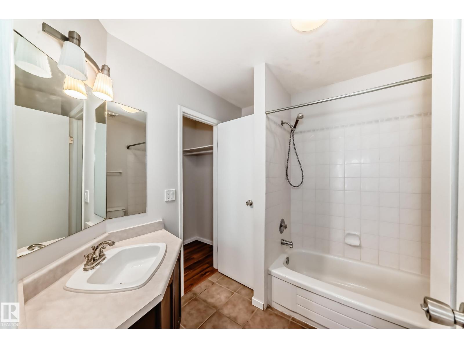Photo 31 of 4506 20 Av Nw, Edmonton AB