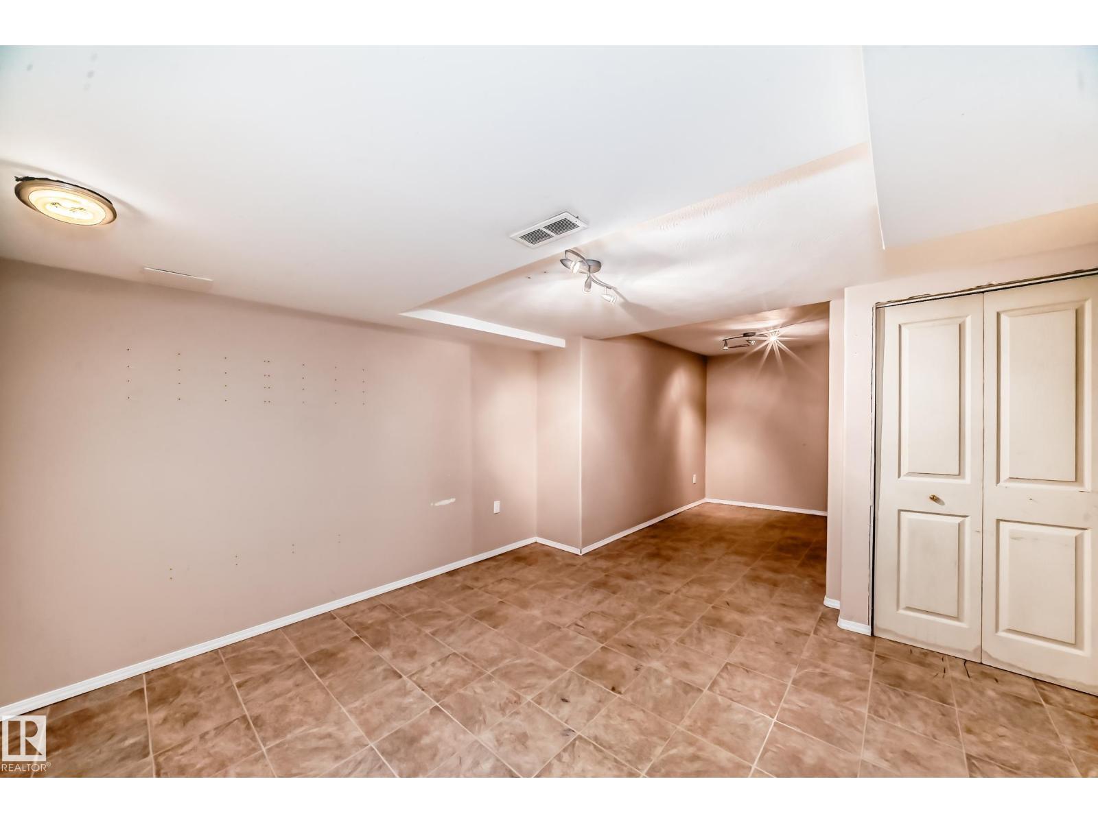 Photo 42 of 4506 20 Av Nw, Edmonton AB