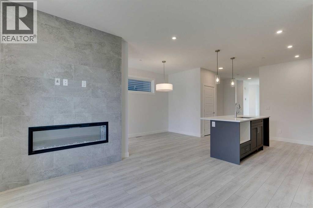 Photo 2 of 477 Hotchkiss Drive Se, Calgary AB