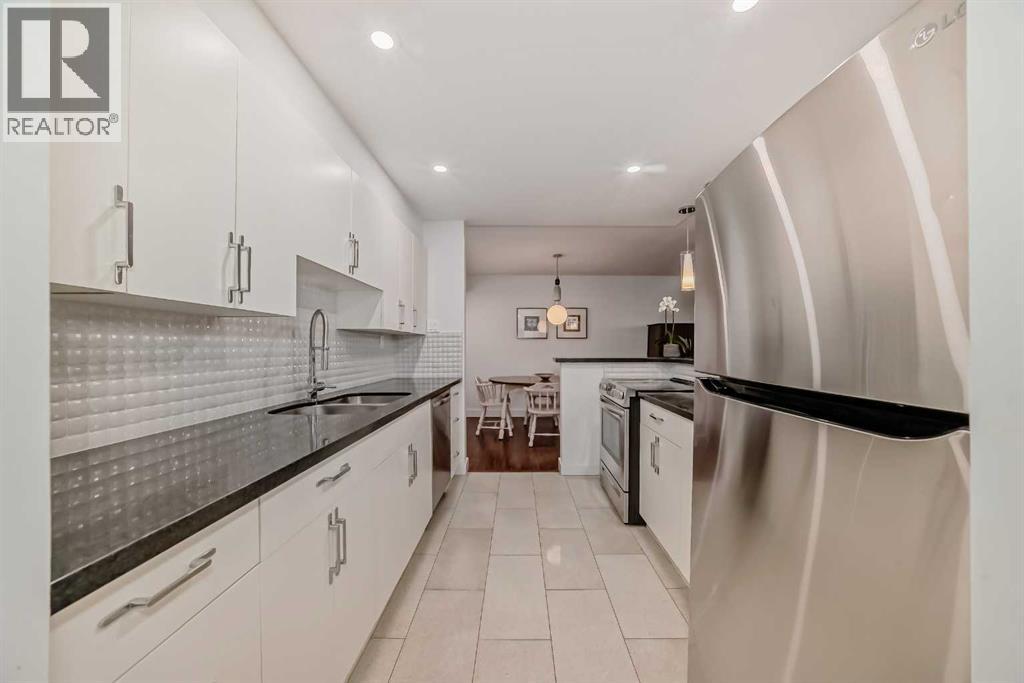 Single Family House for Sale in B   Avenue SW Mission Calgary 