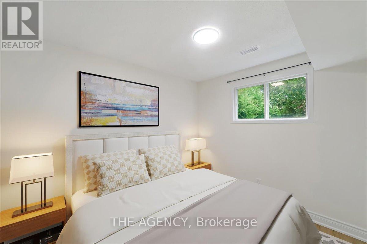 Photo 33 of 187 Seneca Avenue, Oshawa ON