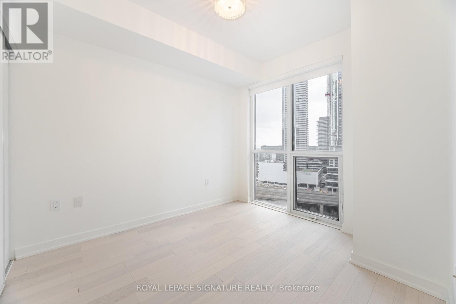 Photo 17 of 1501 1 The Esplanade Drive, Toronto ON