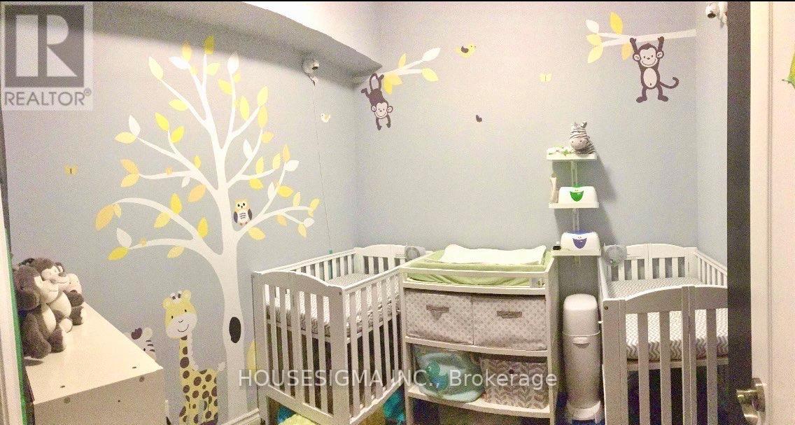 Photo 3 of 1208 2 Clairtrell Road, Toronto ON