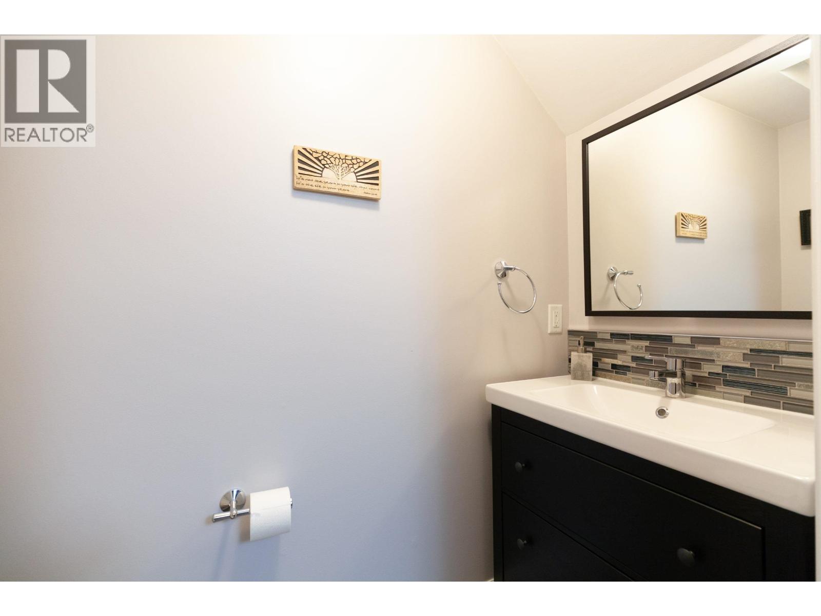 Photo 3 of 1 1137 Barclay Street, Vancouver BC