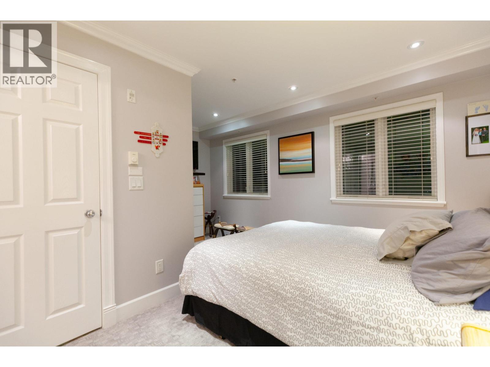 Photo 8 of 1 1137 Barclay Street, Vancouver BC