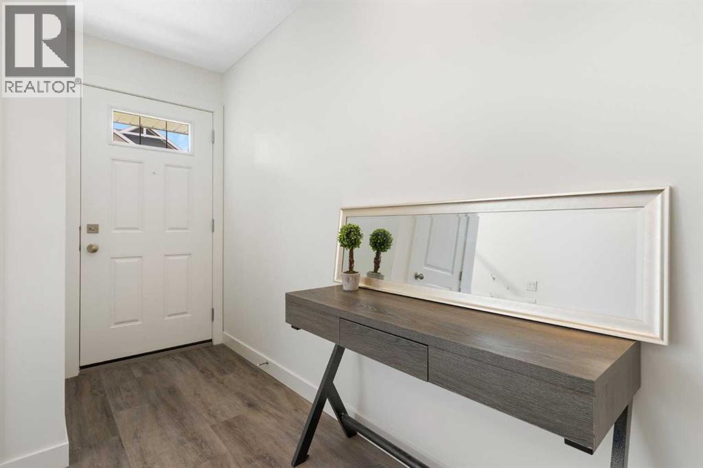 Photo 5 of 602 24 Rivercrest Drive, Cochrane AB