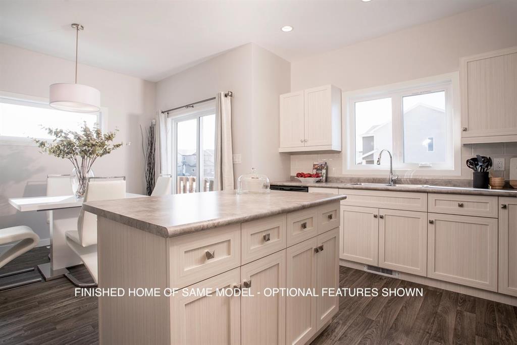 Photo 6 of 246 Bill Briercliffe Drive, Winnipeg MB