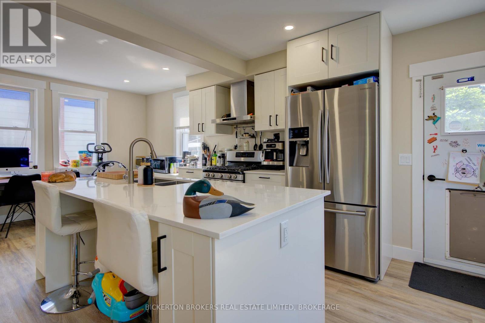 Photo 17 of 40 Elm Street, Gananoque ON