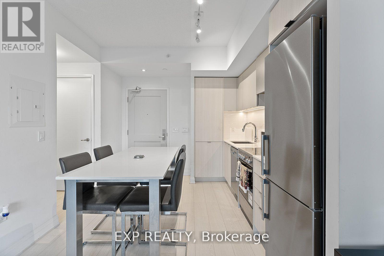Photo 6 of 630 26 Gibbs Road, Toronto ON