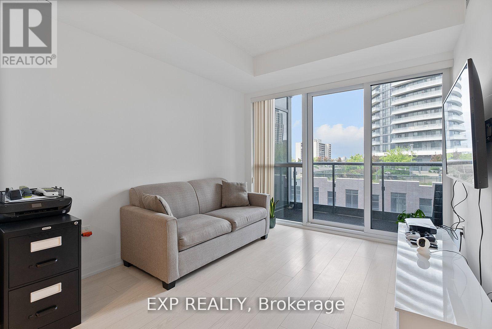 Photo 8 of 630 26 Gibbs Road, Toronto ON