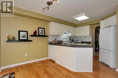 Photo 2 of 6119 Clover Ridge Crescent, Mississauga ON