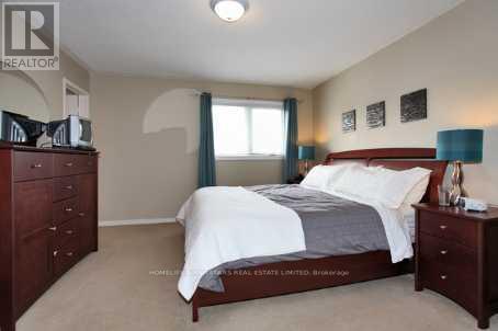 Photo 1 of 6119 Clover Ridge Crescent, Mississauga ON