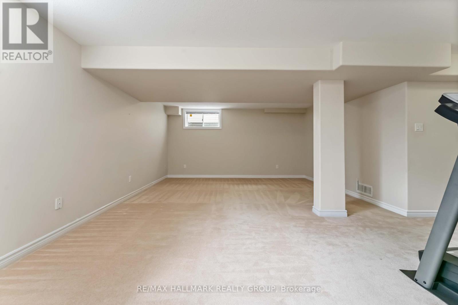 Photo 29 of 656 Everlasting Crescent, Ottawa ON