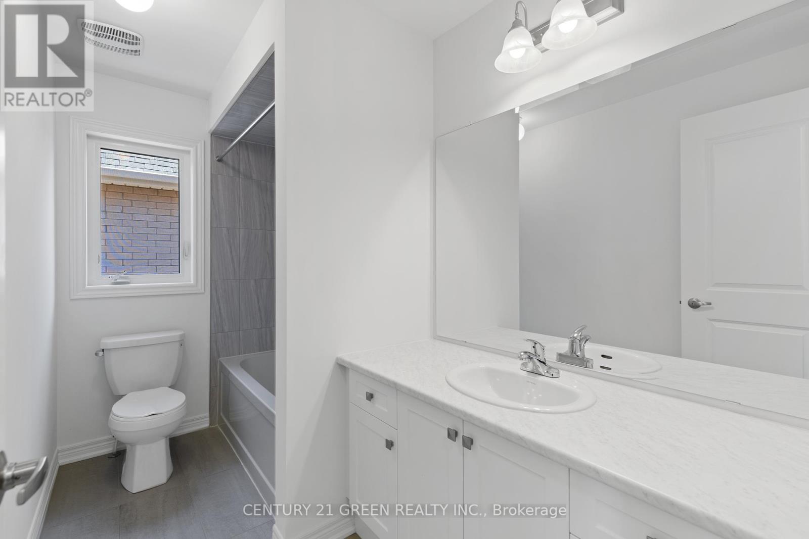 Photo 6 of Main 8 Shawbridge Court, Hamilton ON