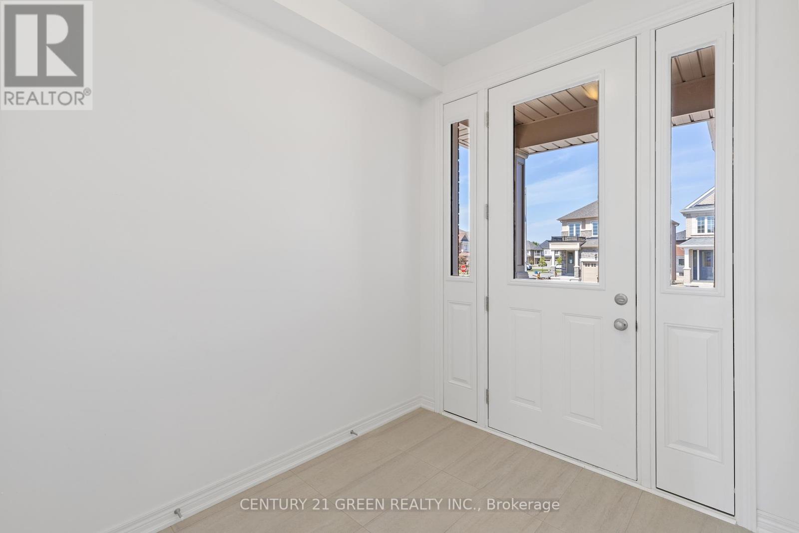 Photo 15 of Main 8 Shawbridge Court, Hamilton ON