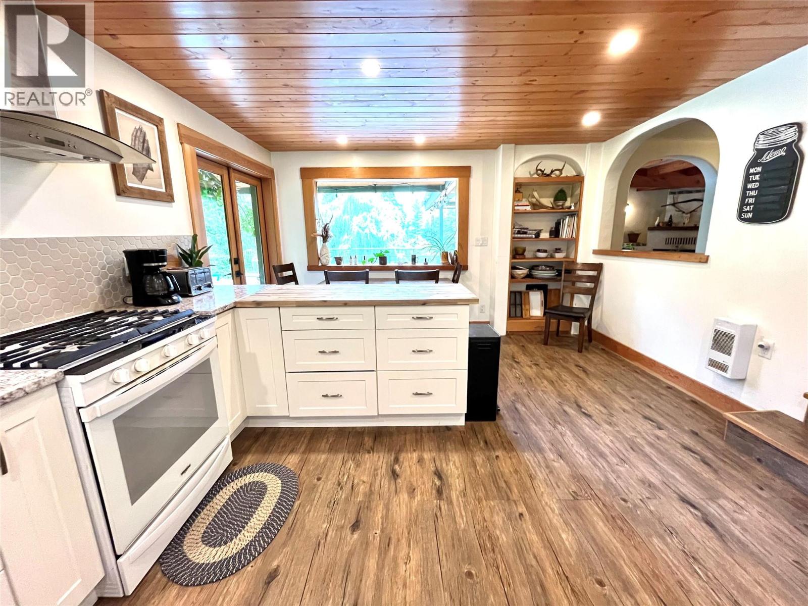 Photo 13 of 7138 Graham Road, Winlaw BC